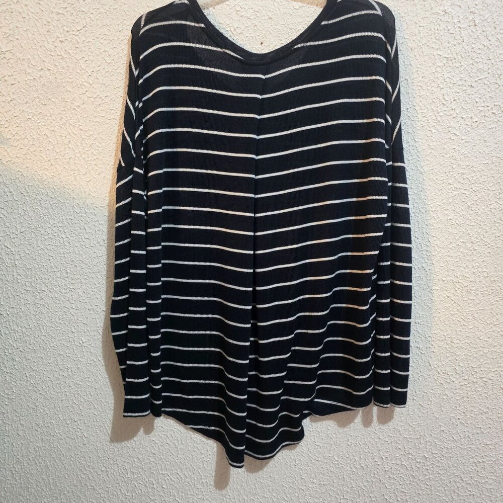 Merona Womens Striped Navy & White V-Neck Sweater XXL